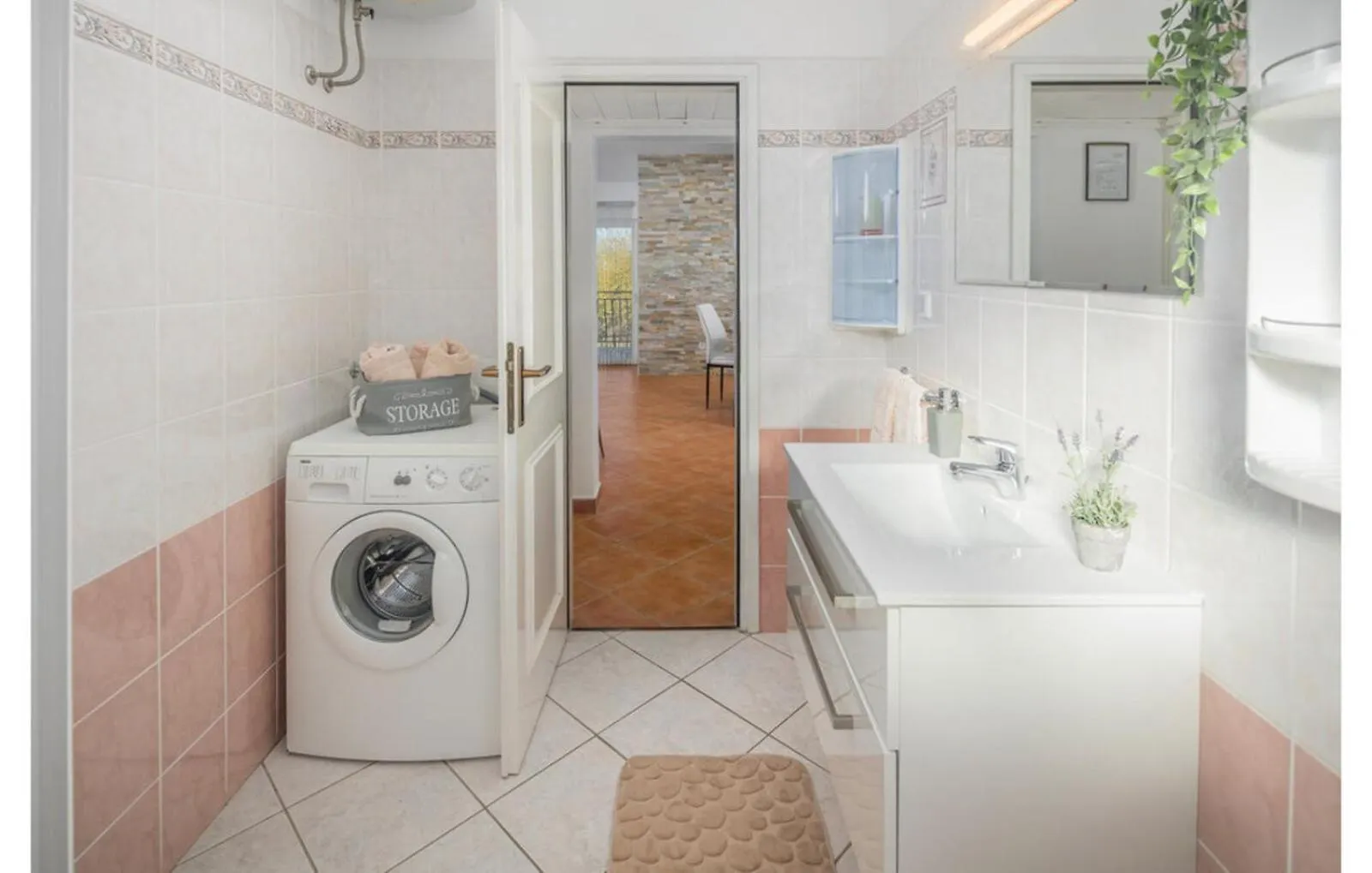 Villa Belvedere For 6 People Near Porec With Sea View And Pet Friendly Montizana Croatia