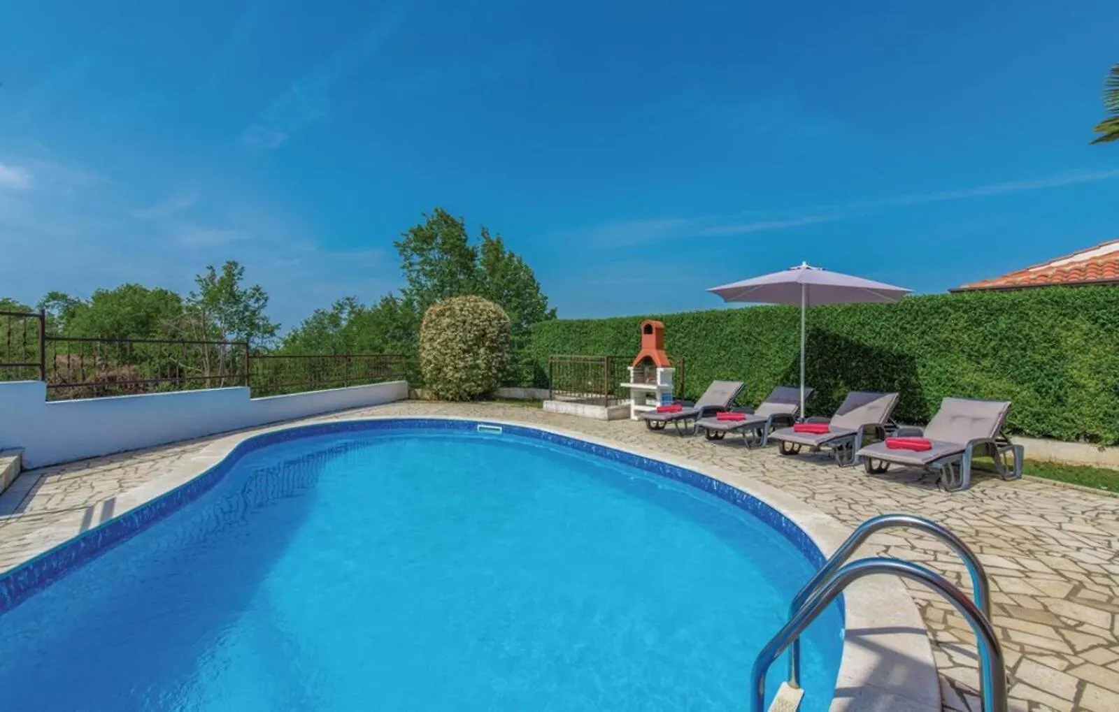 Villa Belvedere For 6 People Near Porec With Sea View And Pet Friendly Montižana